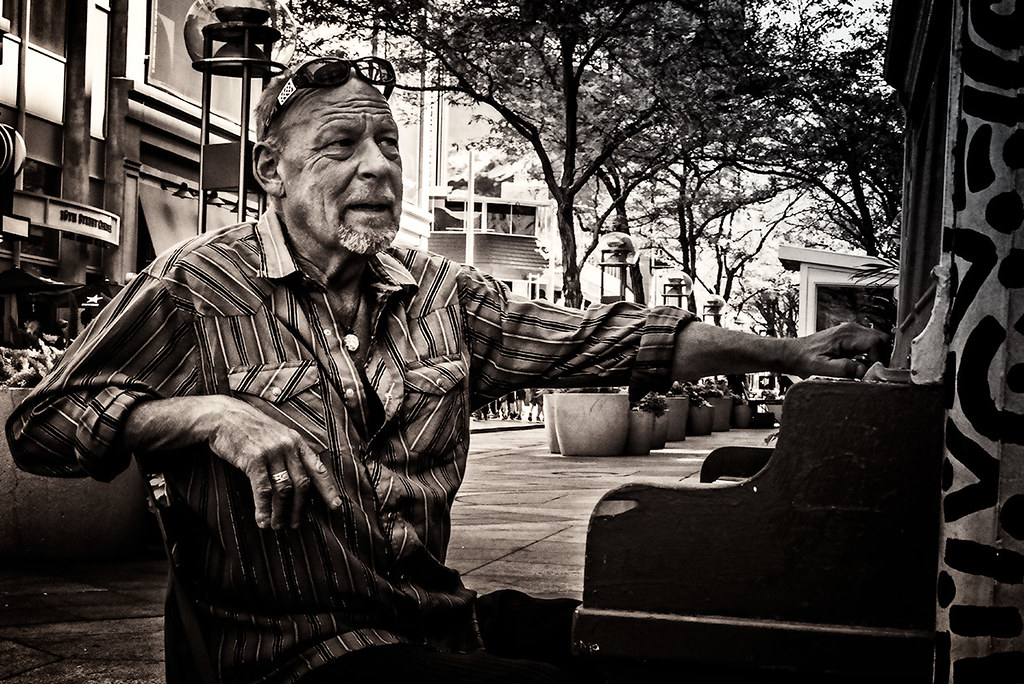 Piano player, 16th St Mall, Denver