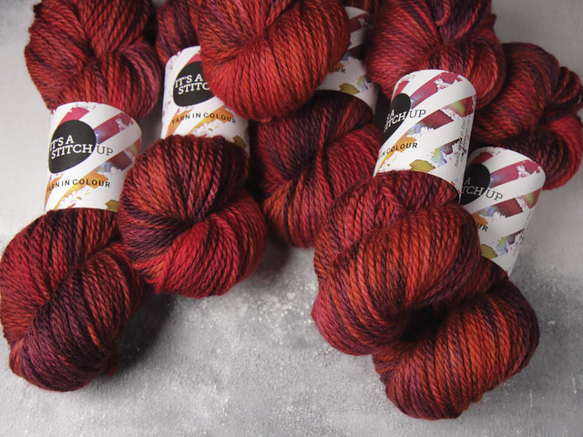 Awesome Aran – hand-dyed pure superwash British wool yarn 100g – ‘Momiji’ (red, purple, orange)
