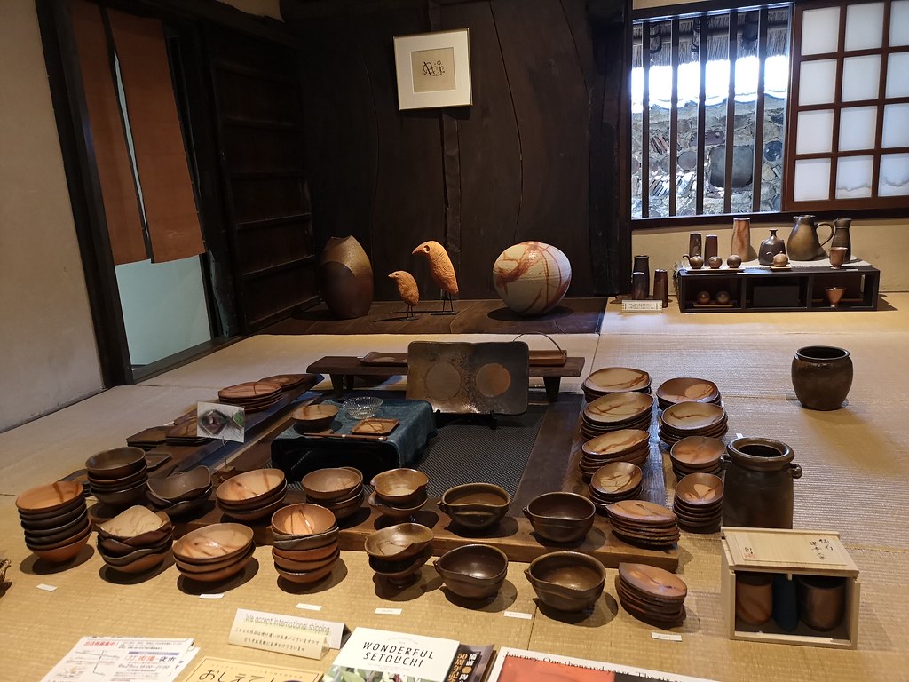 Sensei So's showroom of Bizen pottery.