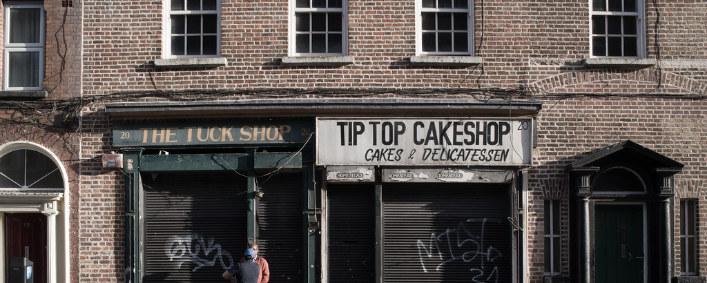 THE TUCK SHOP 001