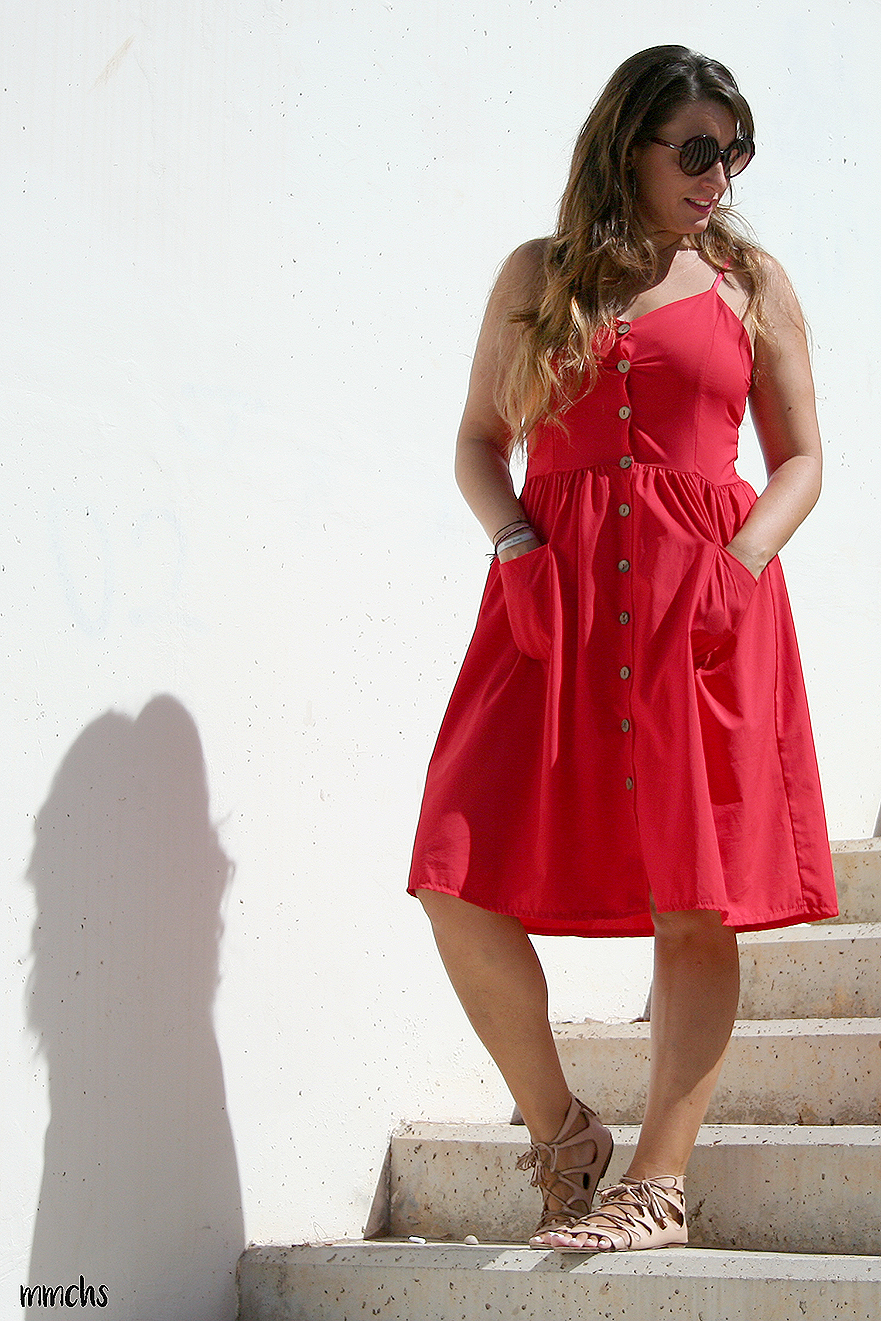 vestido rojo de mujer