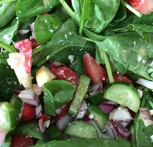 yummy spinach salad