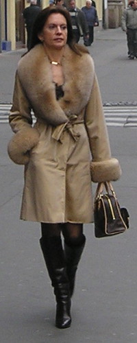 Mature Lady In Fur 52