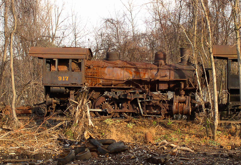 Norfolk &amp; Western #917 in Roanoke Scrap Yard From June 