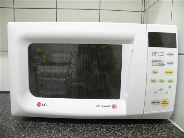 LG Intellowave - Microwave Oven | It comes with the Owner's … | Flickr