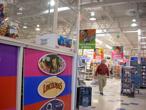 Toys R US interior | Flickr - Photo Sharing!