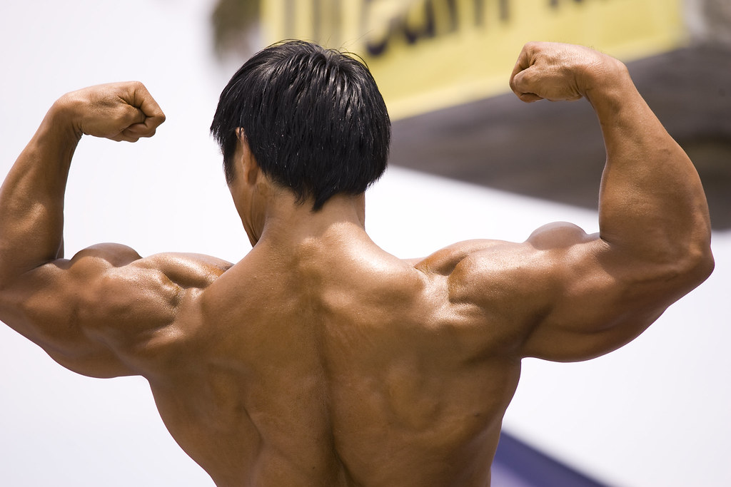 Bodybuilding Competition Diet Vs. Everyday Nutrition