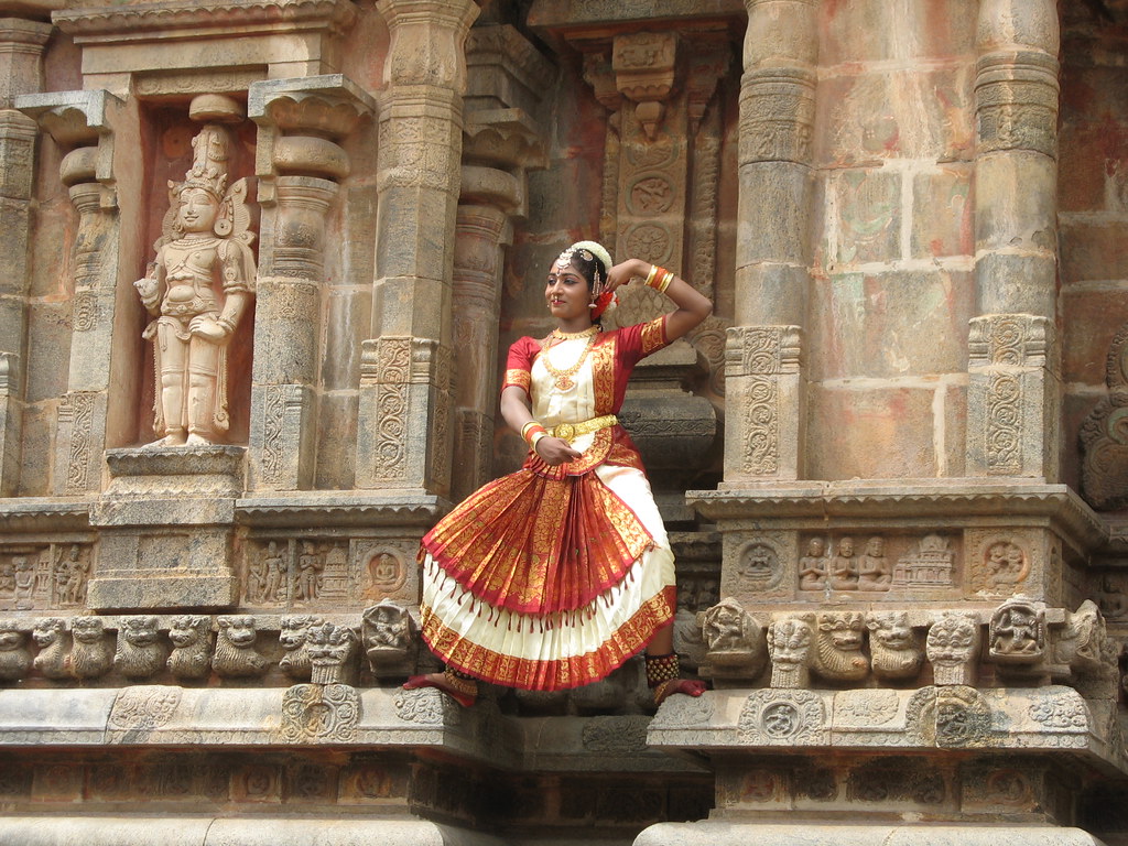 Bharatanatyam Dancer | A Bharatanatyam dancer posing for a ...