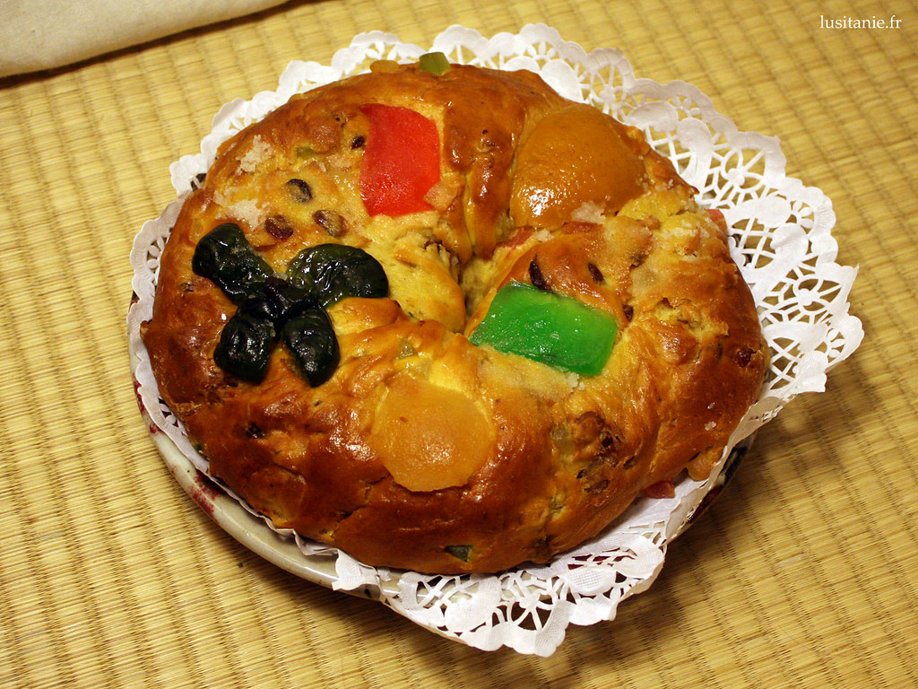 Gâteau des rois traditionnel Portugais : bolo de rei .