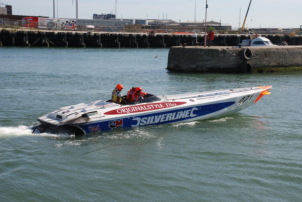 offshore powerboat racing uk