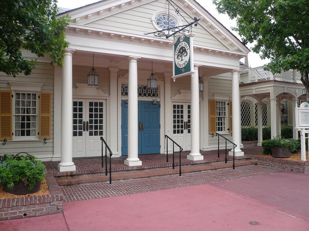 Liberty tree Tavern Restaurant Magic Kingdom Walt Disney W… | Flickr