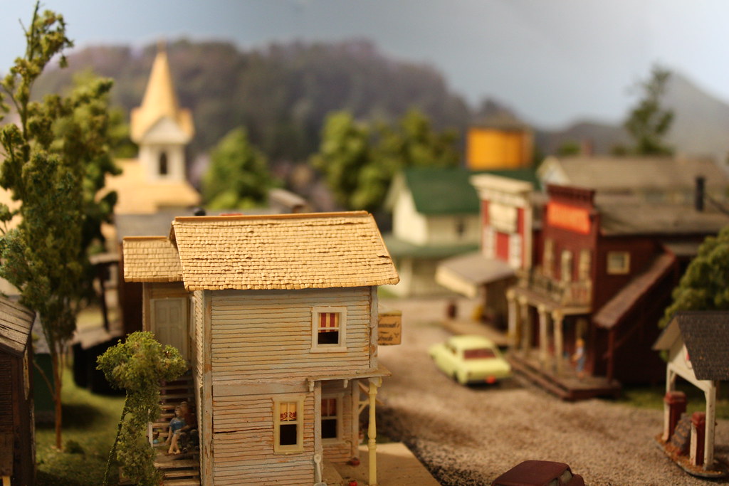 HO Scale Town DMRRC Flickr