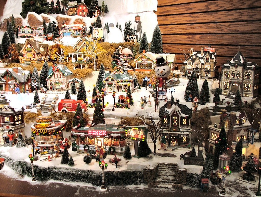 Department 56 - Original Snow Village Series Display | Flickr