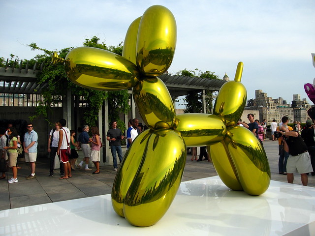 Jeff Koons - Balloon Dog (Yellow) (2000) | Kwong Yee Cheng | Flickr