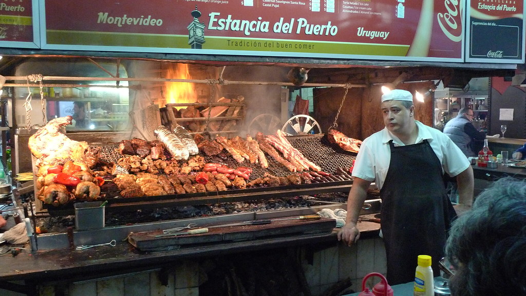 Montevideo barbecue/parrilla | meats on the barbecue at the … | Flickr