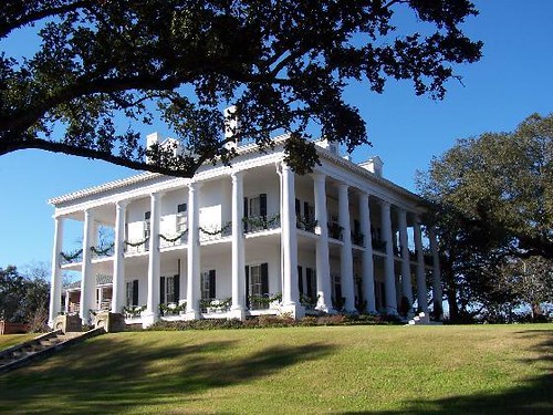 Dunleith Plantation | Encircled by 26 stately white columns,… | Flickr