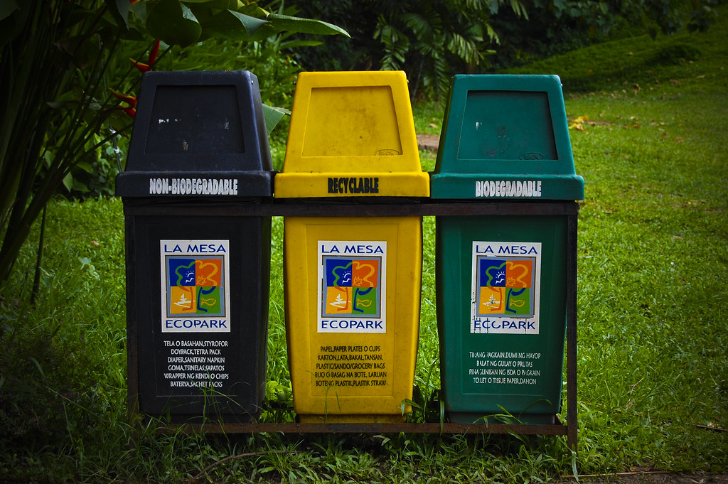 Di Nabubulok at Nabubulok | Mag-recycle raw tayo! | Flickr