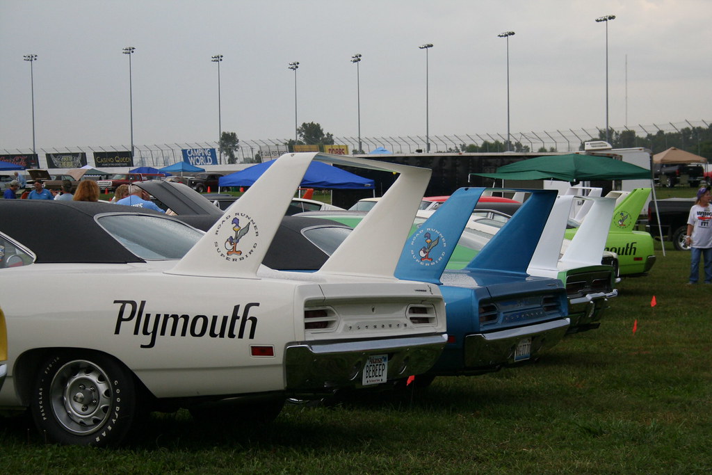 Aero Warriors Plymouth Superbird Car Reunion 