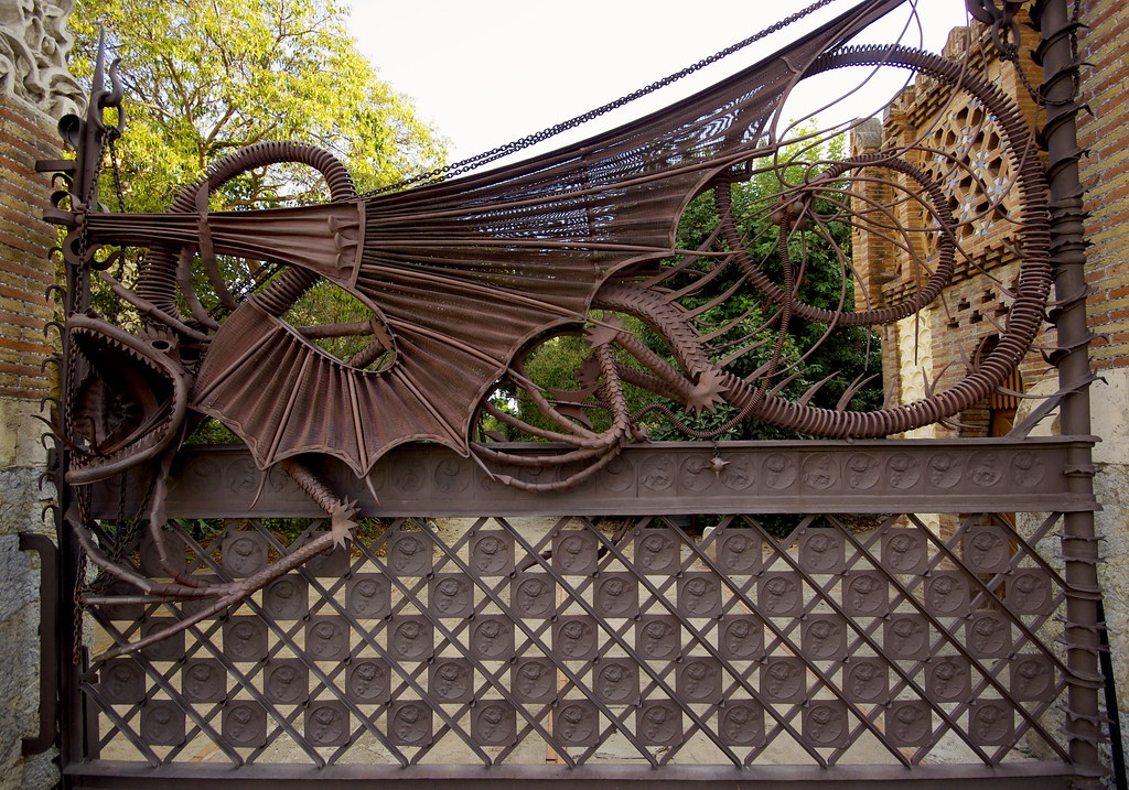 El drac de Gaudí / Gaudi's dragon