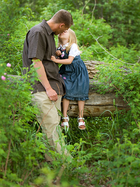 Daddy Daughter Kiss Holly Pacione Flickr