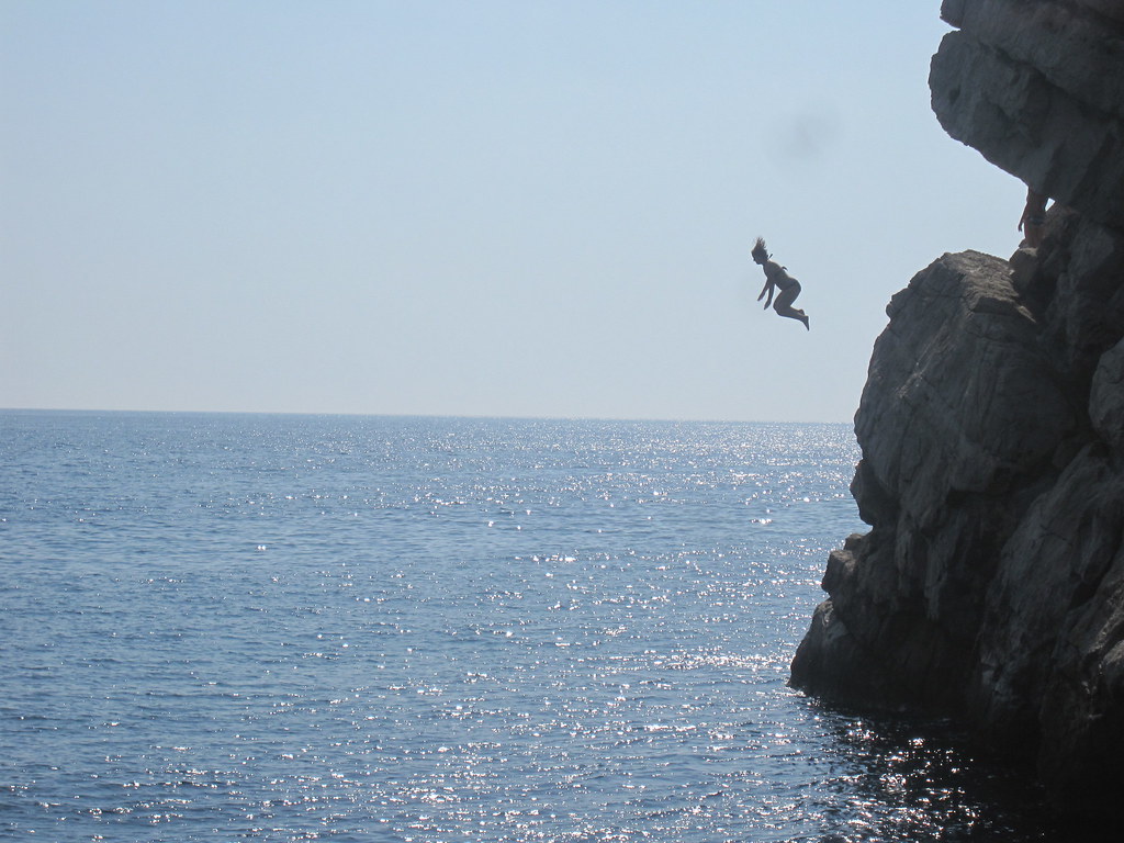Cliff jumping | Cliff jumping in Dubrovnik, Croatia | Chase Cheviron ...