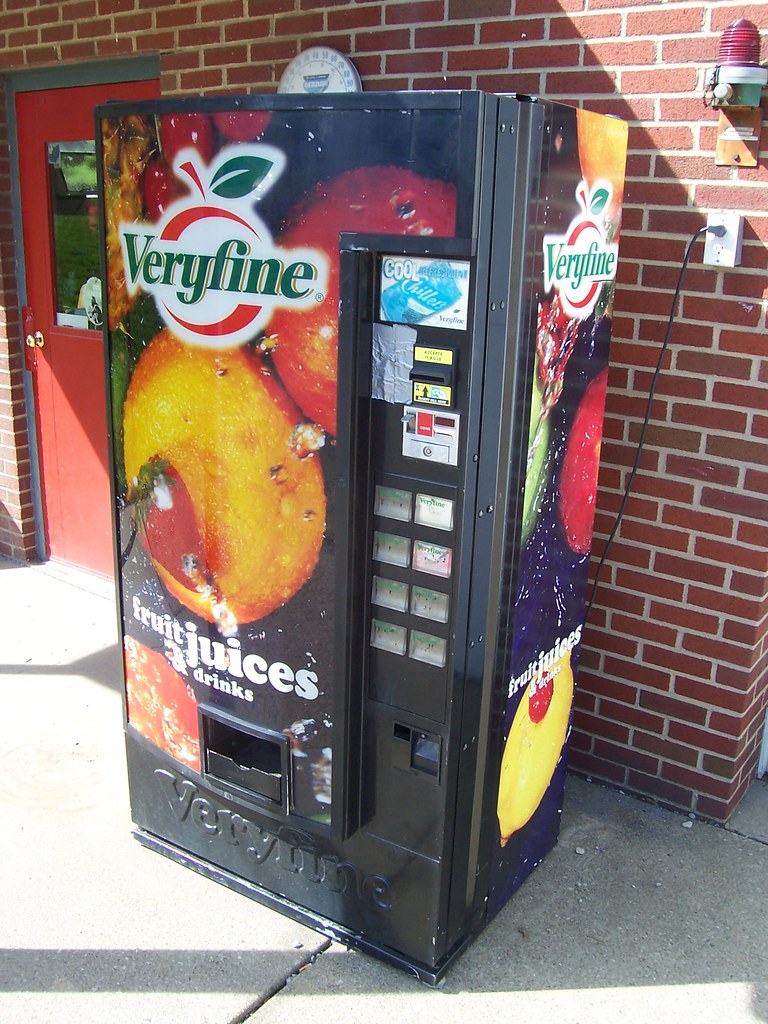 juice n fruit Machine vending Juice  Fruit  Veryfine A Vending machine