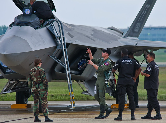 F-22 Pilot &Quot;Debrief&Quot; | The Pilot Of The Raptor Demonstrates … | Flickr