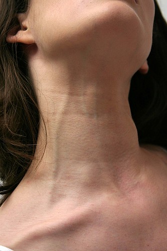 Long neck deep throat