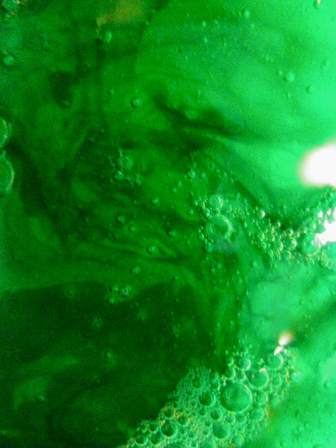 color analysis of liquid detergents green