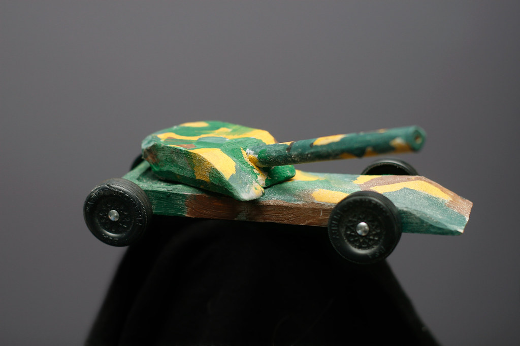 09-pinewood-90-army-tank-pinewood-derby-car-the-turret-do-flickr
