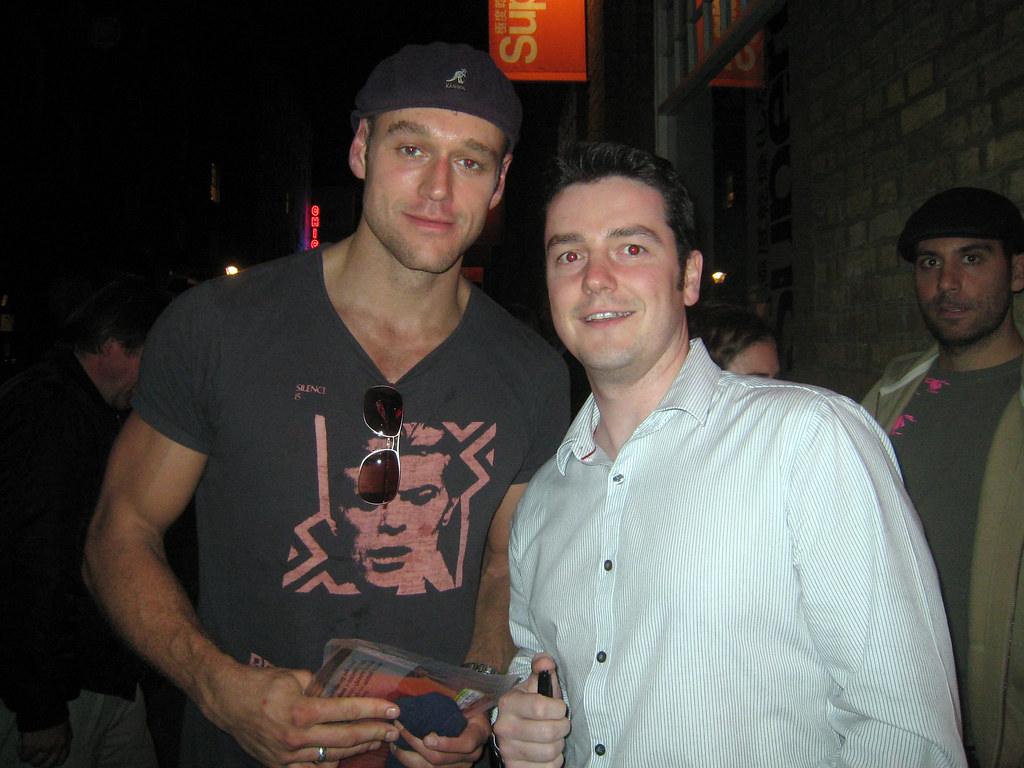 Elliot Cowan and Me Elliot Cowan after his performance in … Flickr