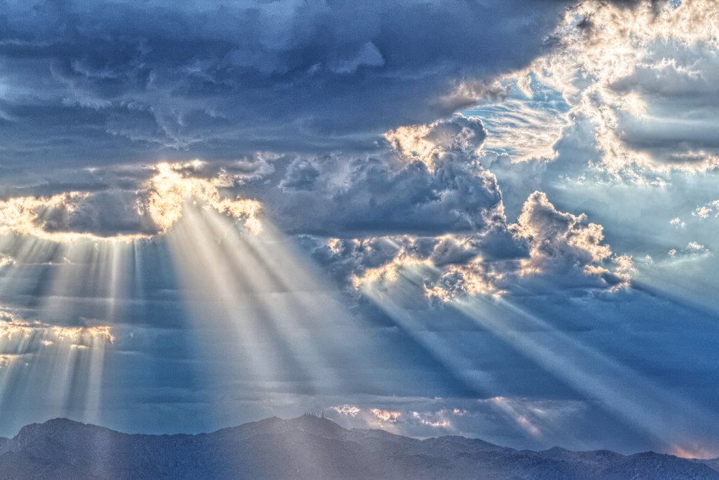 Afternoon Sun Rays 2 in HDR | Sun rays over the White Tanks … | Flickr