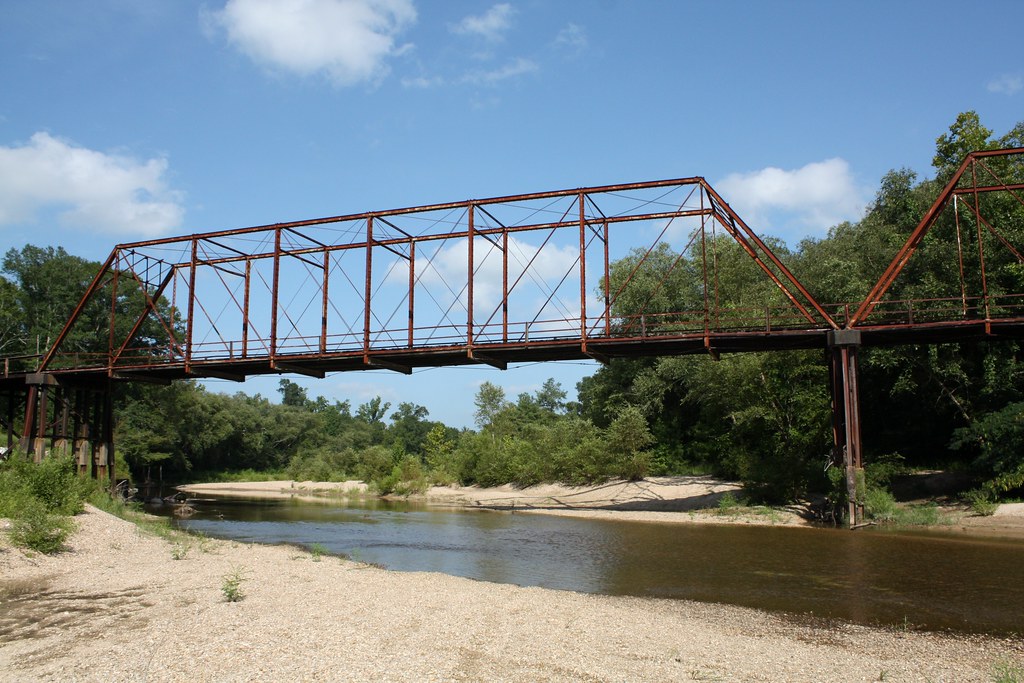 Lucien Bridge | Historic 1938 Pratt through truss bridge ove… | Flickr