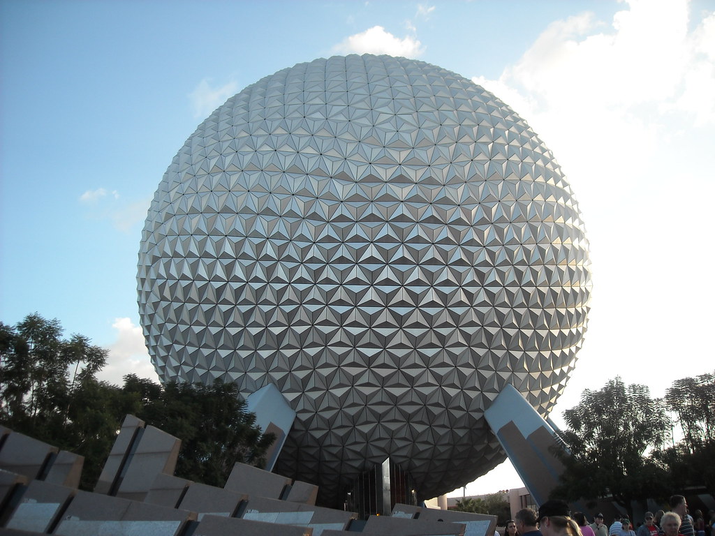 Disney's Epcot Ball | Disney's Epcot Ball in all its glory | LPP. | Flickr