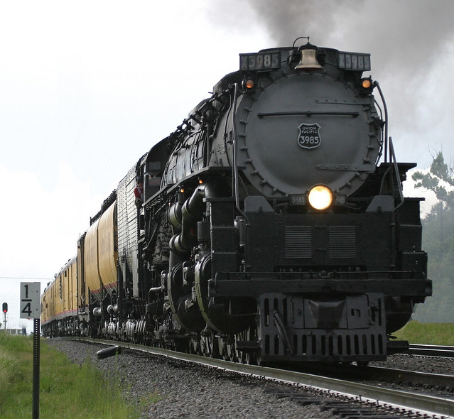 union-pacific-3985-challenger-steam-locomotive-flickr-photo