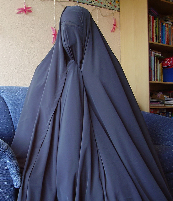 grey chador niqab a nice example of good purdah  dress 