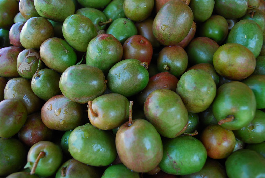 jocotes, mercado de leon, Nicaragua | rod arguello | Flickr