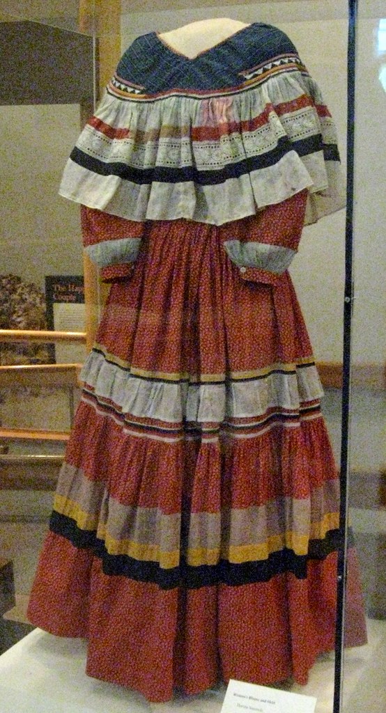 Seminole Indian Dress | An old style of dress that would ...