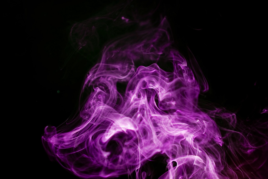 Purple Smoke | Some smoke experiments. Did it right this tim… | Flickr