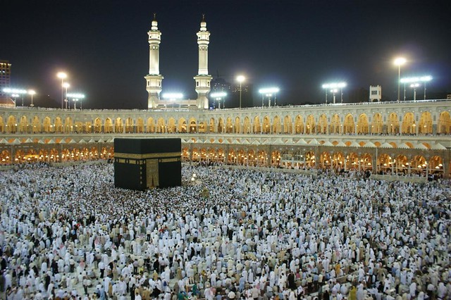 Makkah - Kaaba at Night 2 | onarticus | Flickr