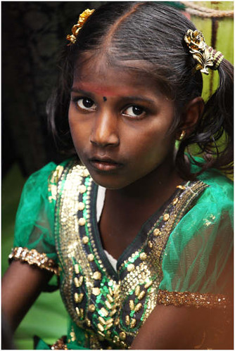 ... Sri Lanka Travel Photography &quot;Girl in Hindu Temple&quot; Trincomalee.394 by Hans Hendriksen - 9972811745_e11b49581f