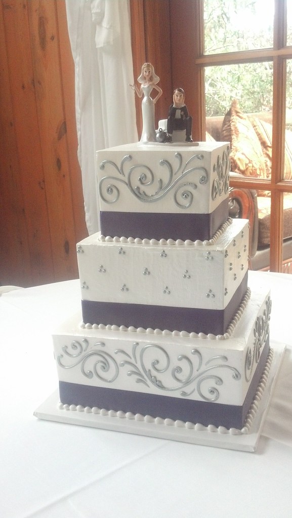3 tier square wedding cake (2073) www.asweetdesign.info