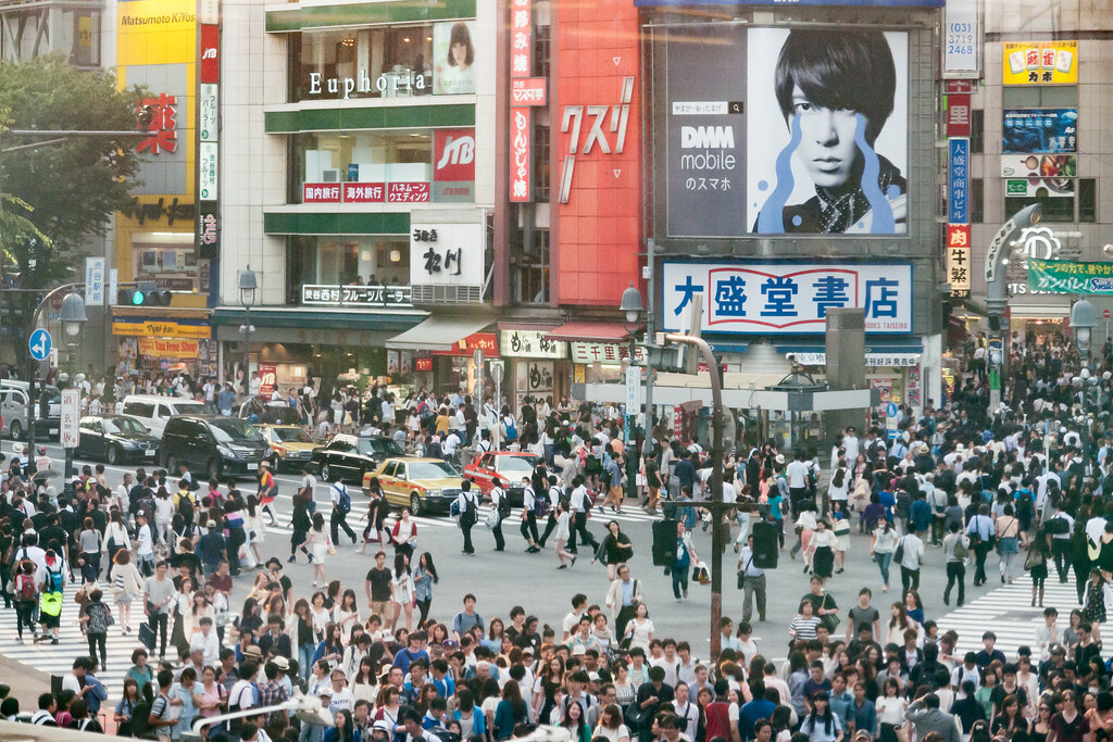 Dehaze testshot : Shibuya crossroad.