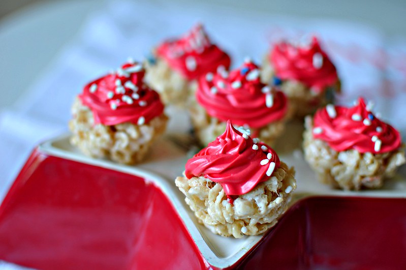 4th of July Rice Krispie Cupcakes 3