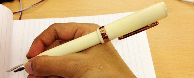 @PenChalet Conklin Glider Ivory Fountain Pen - Stub