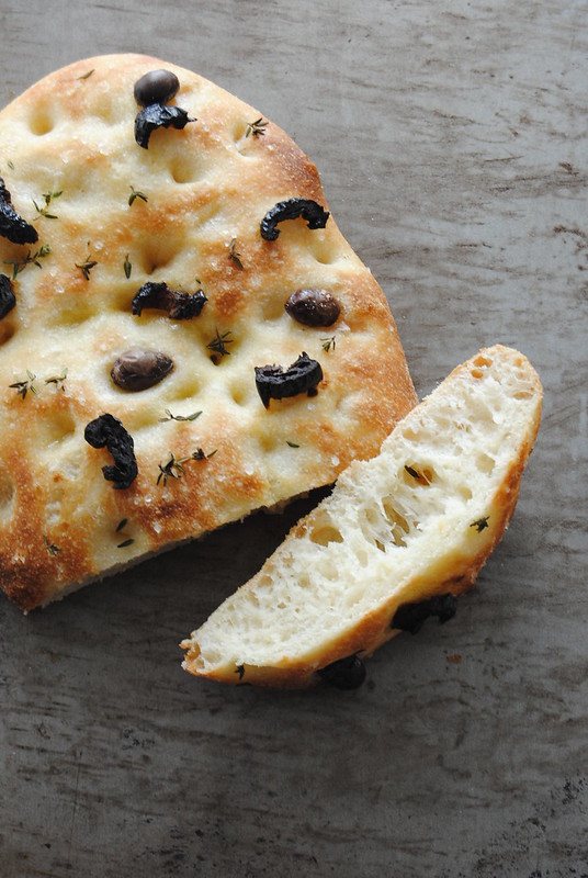 Focaccia (thyme, olives and sundried tomatoes)