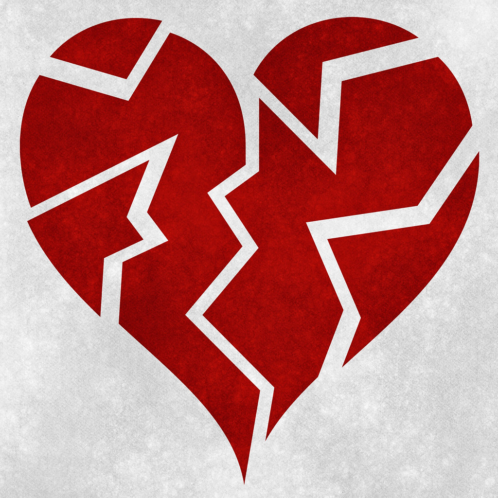 Broken Heart Grunge Grunge textured broken heart symbol. T… Flickr