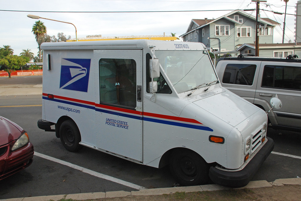 USPS | Grumman LLV postal vehicle in Hillcrest, San Diego. | Flickr