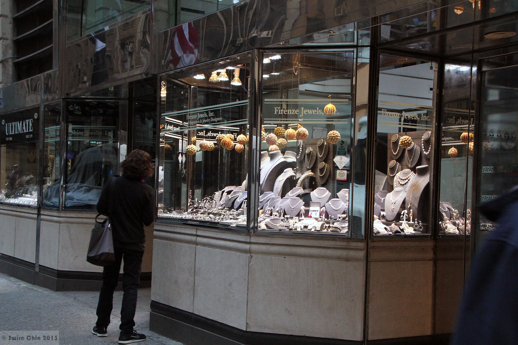Head to the Diamond District at 47th Street in Manhattan for a Shiny Experience