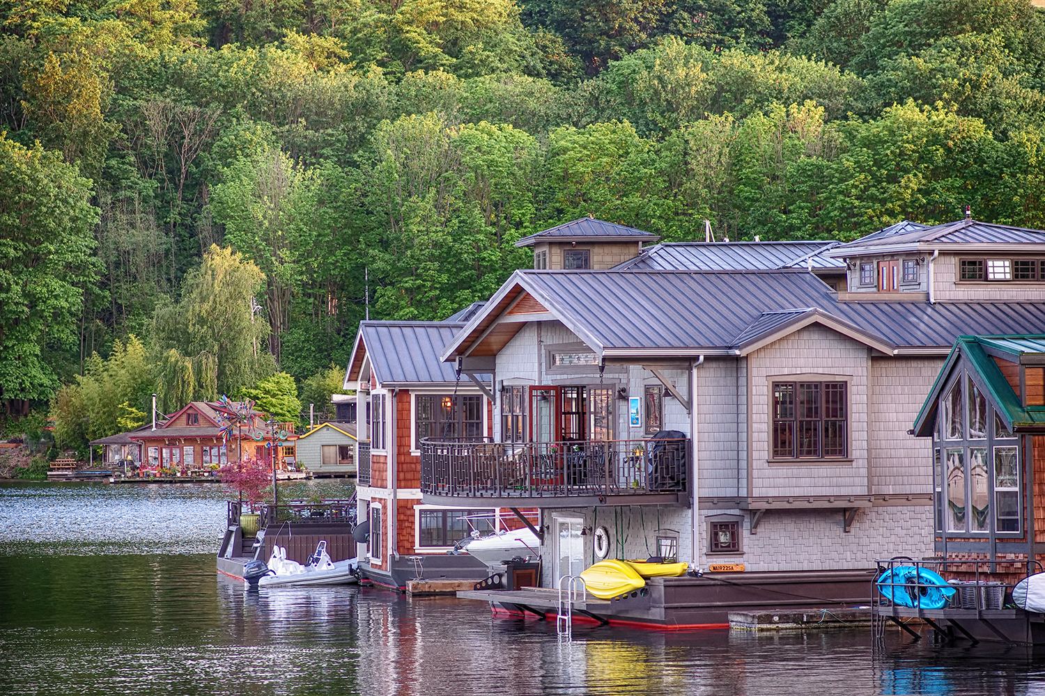 Floating Homes